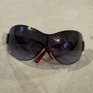 Oversized Black and Red Sunglasses
